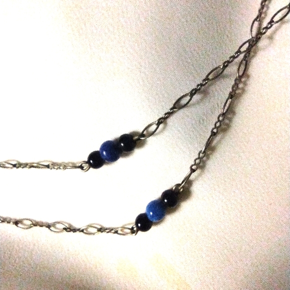 VINTAGE 1920'S TURQUOISE & ONYX  VINTAGE SILVER METAL NECKLACE, CARVED GLASS. - Picture 4 of 7